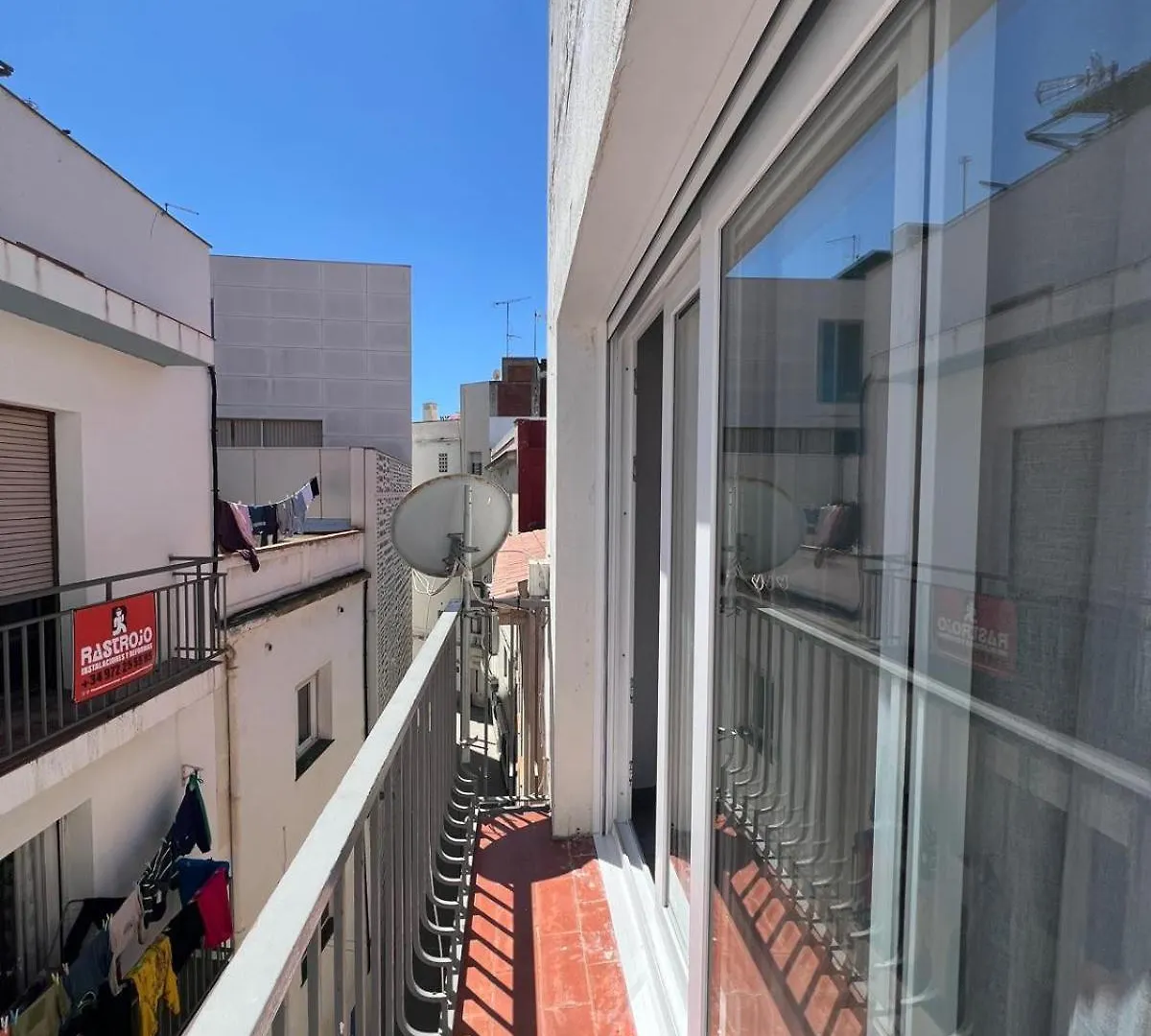 Bonito Apartamento En El Centro De Rosas Av-78 Roses