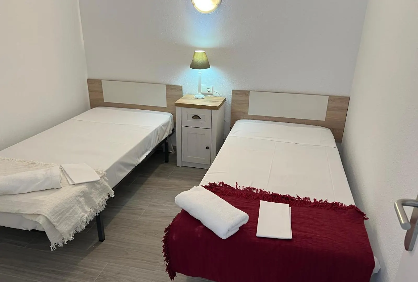 Daire Bonito Apartamento En El Centro De Rosas Av-78 İspanya